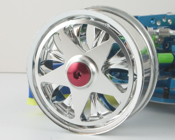 Tap to zoom Silver Aluminum Spinners 24 Series