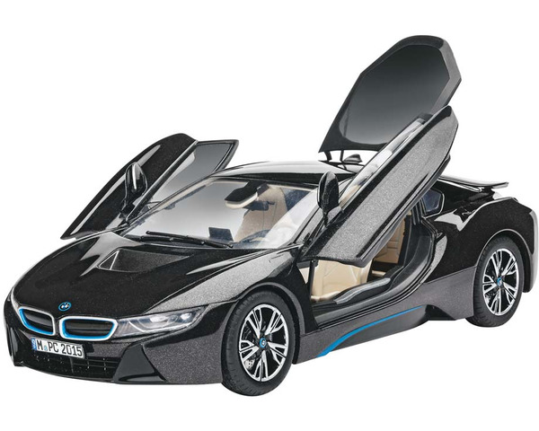 discontinued Revell Germany 1/24 BMW i8 photo